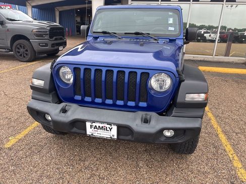 Used 2019 Jeep Wrangler Unlimited Sport S AWD/4WD image 8