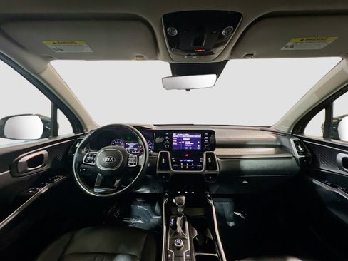 Used 2021 Kia Sorento S w/ Panoramic Sunroof Package FWD image 16