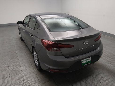 Used 2020 Hyundai Elantra SE w/ Cargo Package (C1) FWD image 5
