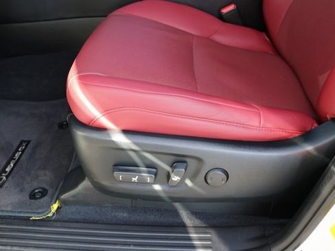 Used 2023 Lexus GX 460 Premium image 14