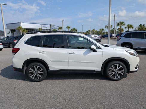 Certified 2024 Subaru Forester Limited w/ Pop Package 2 AWD/4WD image 3