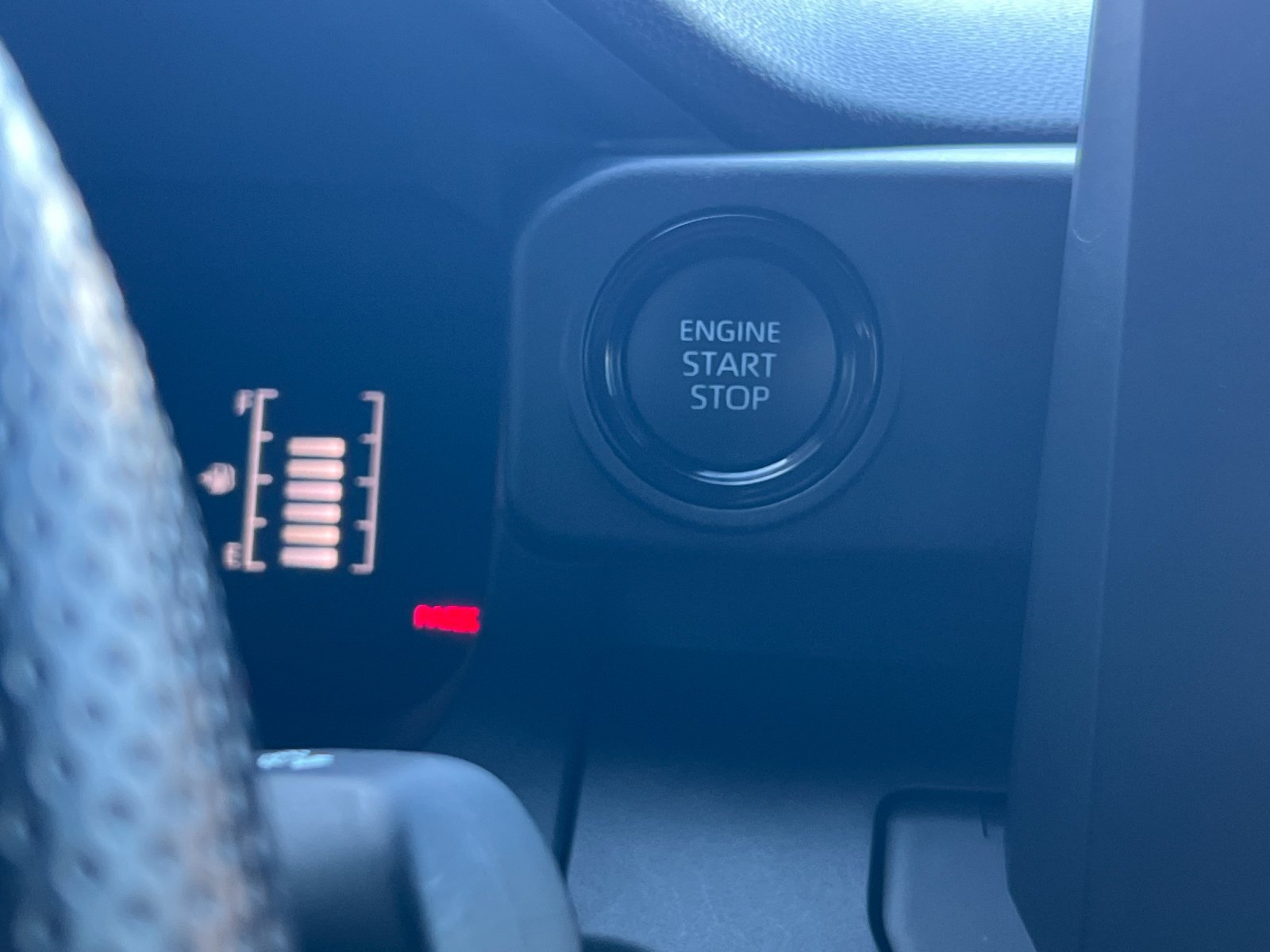 Used 2025 Toyota Tacoma SR AWD/4WD image 20