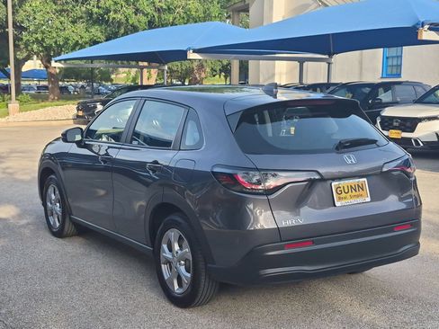 Certified 2025 Honda HR-V LX image 5