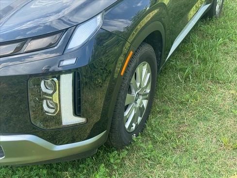 Used 2024 Hyundai Palisade SEL FWD image 5