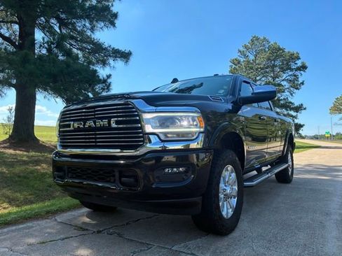 Used 2022 RAM 2500 Laramie AWD/4WD image 6