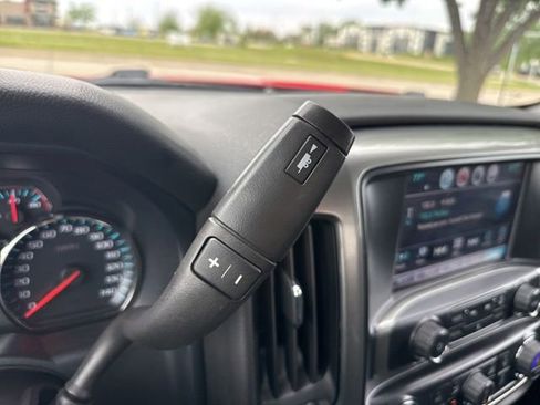 Used 2018 Chevrolet Silverado 1500 LT w/ All Star Edition AWD/4WD image 27