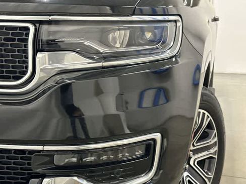 Used 2022 Jeep Wagoneer Series III w/ Convenience Group I AWD/4WD image 30