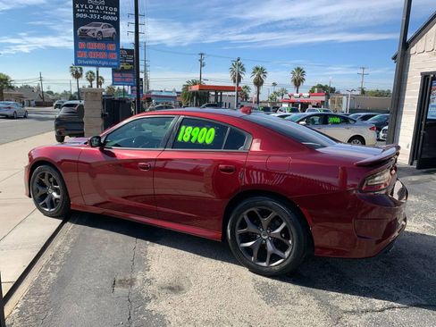 Used 2019 Dodge Charger GT image 3