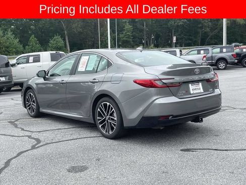 Used 2026 Toyota Camry XLE FWD image 3