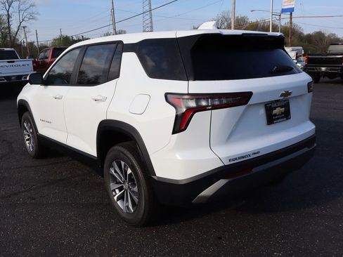 New 2026 Chevrolet Equinox LT AWD/4WD image 3