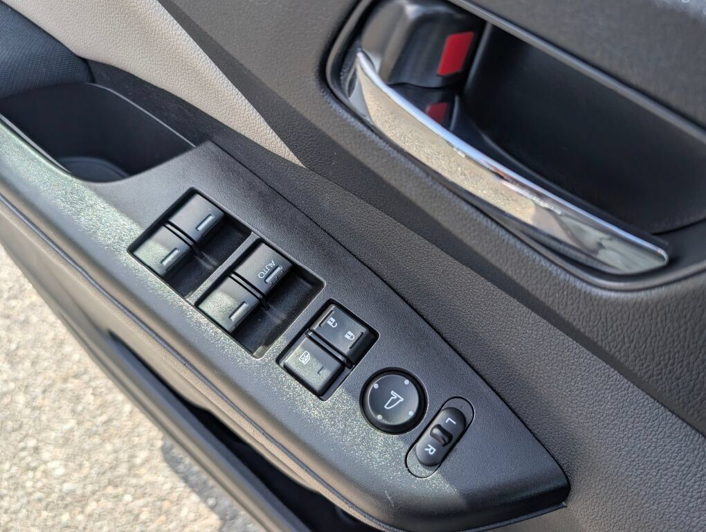Used 2015 Honda CR-V EX image 40