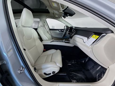 New 2026 Volvo XC60 T8 Ultra w/ Protection Package Premier AWD/4WD image 29