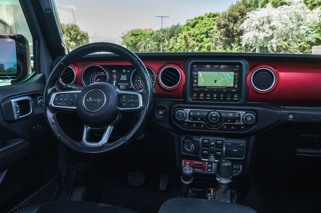 Used 2021 Jeep Wrangler Unlimited Rubicon AWD/4WD image 19