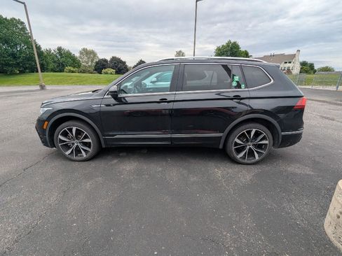 Used 2023 Volkswagen Tiguan SEL R-Line AWD/4WD image 4
