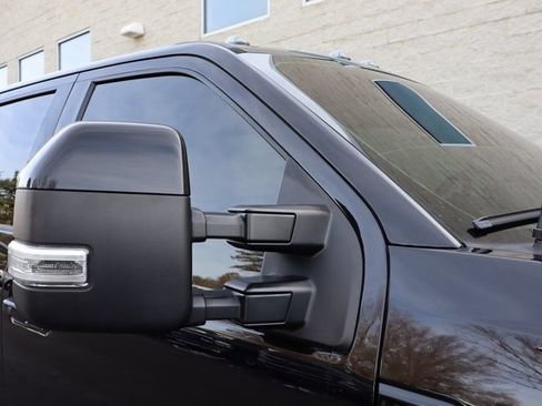 Used 2021 Ford F350 Lariat image 21