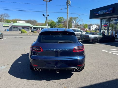 Used 2016 Porsche Macan Turbo AWD/4WD image 9