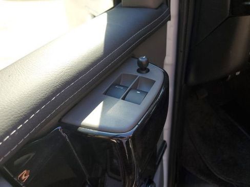 New 2025 GMC Savana 2500 Extended w/ Driver Convenience Package image 19