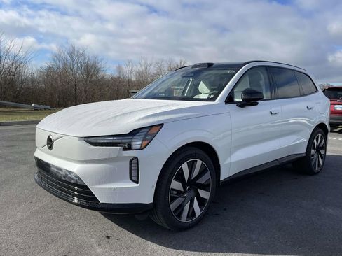New 2025 Volvo EX90 Ultra w/ Protection Package Premier image 19