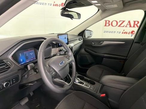 Used 2023 Ford Escape Active FWD image 12