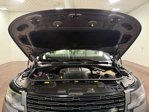 Used 2025 Land Rover Range Rover Long Wheelbase Autobiography AWD/4WD image 88