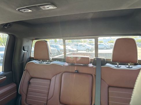 New 2025 GMC Sierra 2500 Denali Ultimate w/ Max Trailering Package AWD/4WD image 43