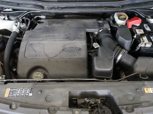 Used 2016 Ford Explorer XLT w/ Equipment Group 202A image 43