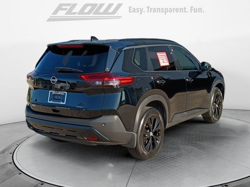 Used 2023 Nissan Rogue SV w/ SV Premium B Package FWD image 7