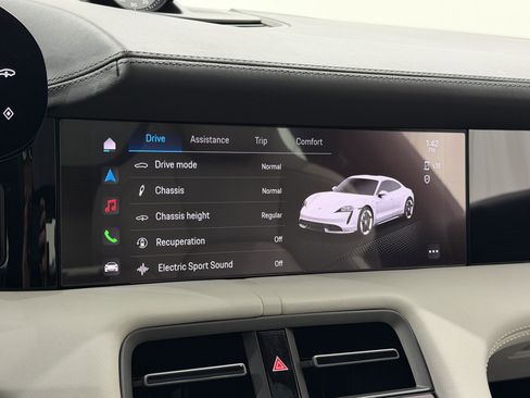 Certified 2024 Porsche Taycan 4S image 44