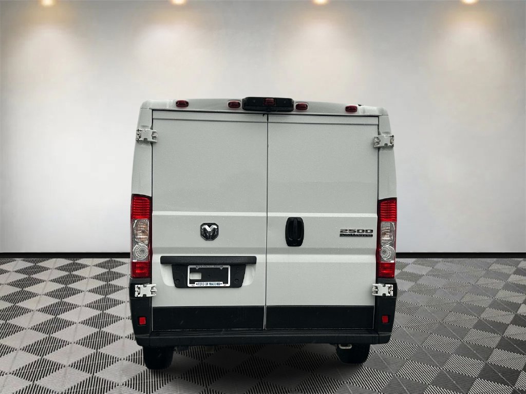 Used 2025 RAM ProMaster 2500 w/ Convenience Group FWD image 5