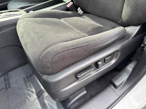 Certified 2022 Honda Pilot Sport image 16