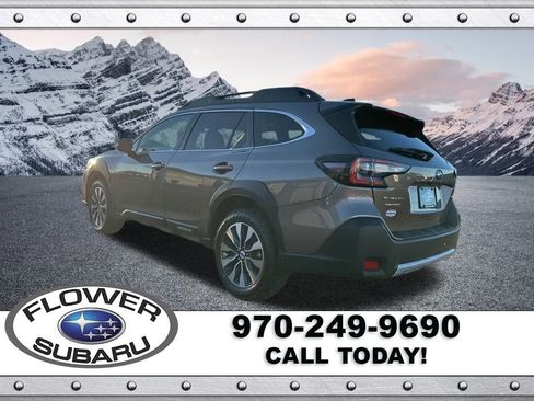Used 2023 Subaru Outback Limited image 5