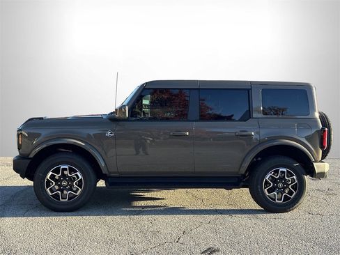 New 2025 Ford Bronco Outer Banks image 22