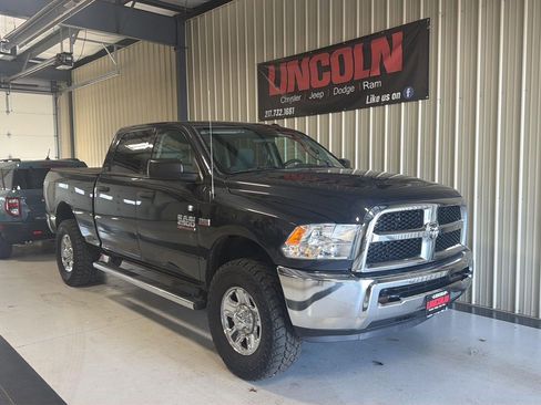 Used 2015 RAM 2500 Tradesman w/ Chrome Appearance Group image 4