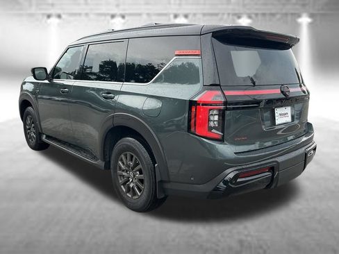 Certified 2025 Nissan Armada PRO-4X AWD/4WD image 9