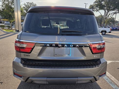 Used 2024 Nissan Armada SL w/ Captain's Chairs Package AWD/4WD image 4