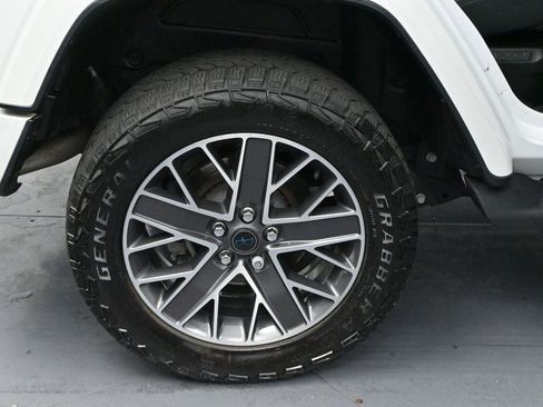 Used 2024 Jeep Wrangler High Altitude AWD/4WD image 37