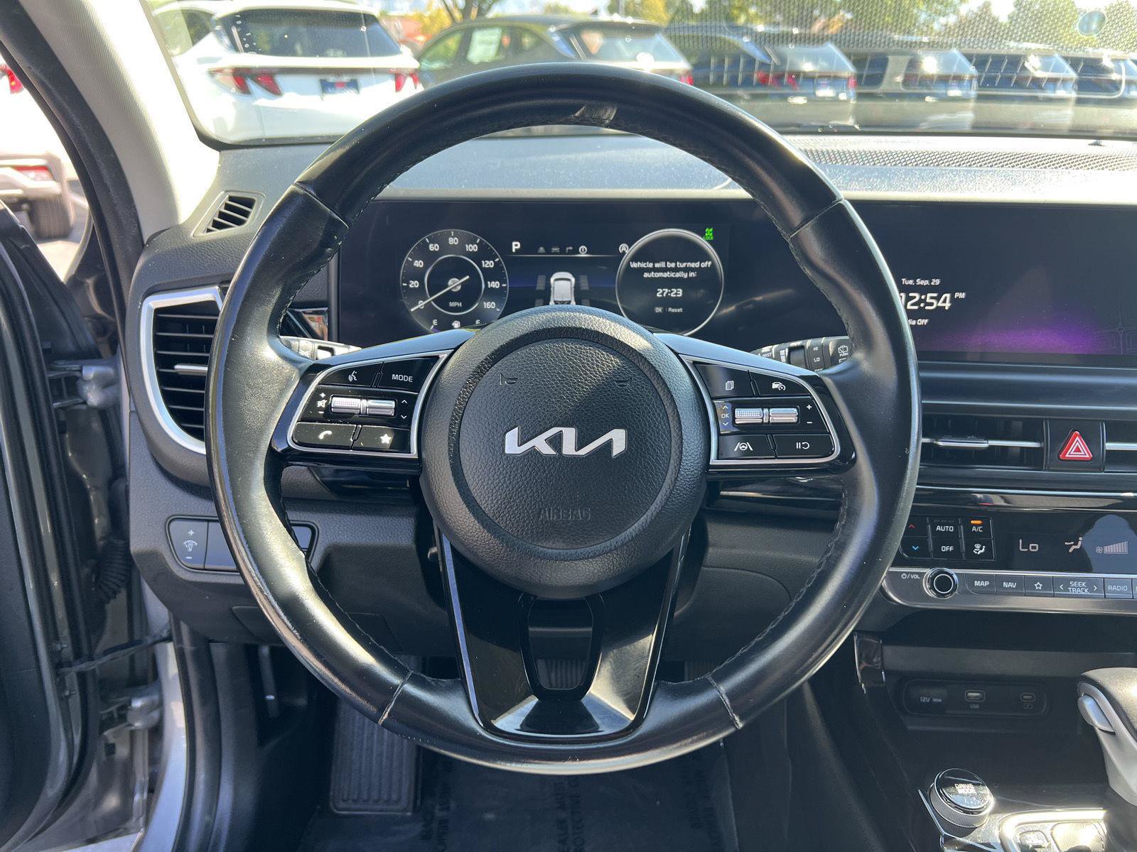 Used 2024 Kia Seltos S AWD/4WD image 6