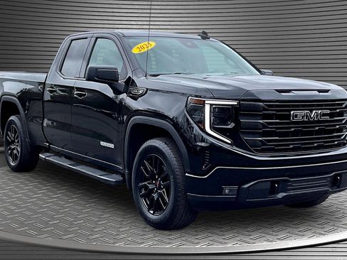 Used 2023 GMC Sierra 1500 Elevation w/ LPO, Elevation Black Package image 1
