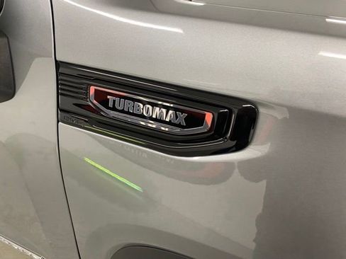 New 2025 GMC Sierra 1500 Elevation image 6