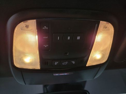 Used 2024 Dodge Durango GT image 49