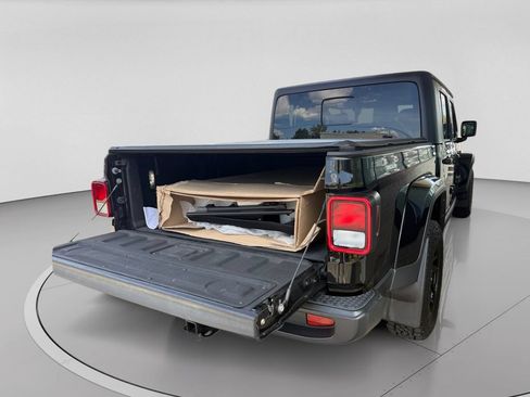 Certified 2022 Jeep Gladiator Sport AWD/4WD image 27