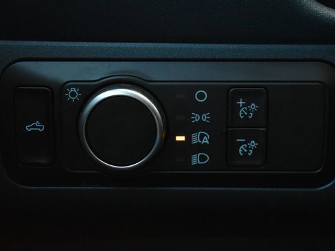 Used 2025 Ford Maverick XL w/ Equipment Group 102A AWD/4WD image 18
