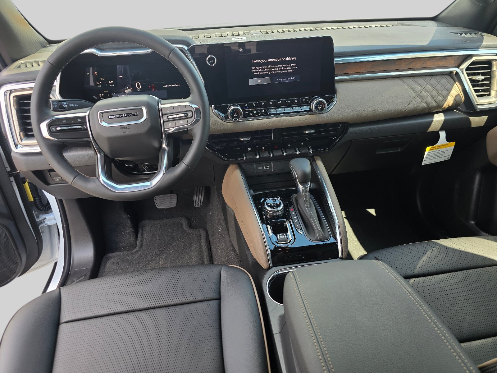 New 2026 GMC Canyon Denali AWD/4WD image 21