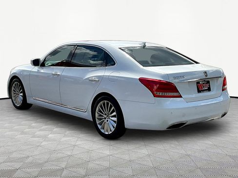 Used 2016 Hyundai Equus Signature RWD image 4