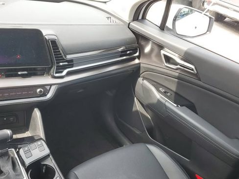 Certified 2024 Kia Sportage EX FWD image 16