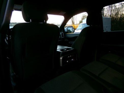 Used 2019 Ford Expedition Max XLT image 14