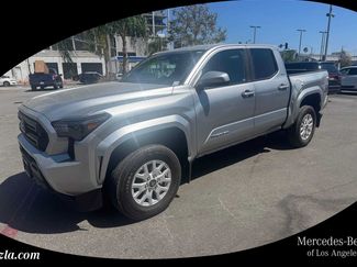 Used 2025 Toyota Tacoma SR5 RWD video 1