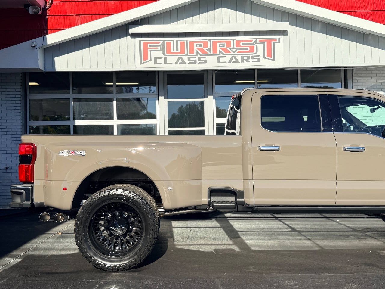 Used 2027 Ford F450 King Ranch w/ Chrome Package AWD/4WD image 11
