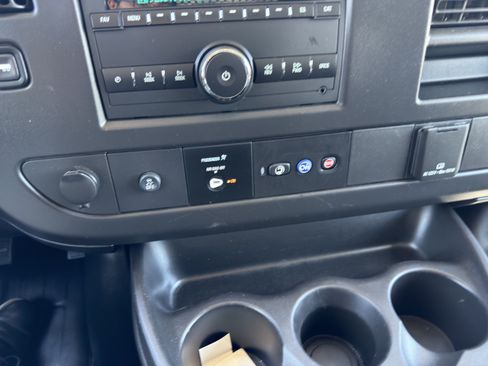 Used 2024 Chevrolet Express 2500 w/ Driver Convenience Package RWD image 31