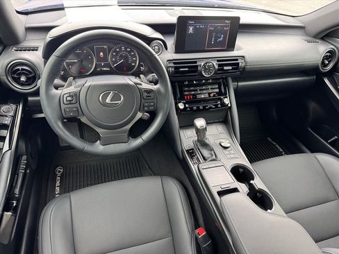 Used 2025 Lexus IS 350 F Sport RWD image 15